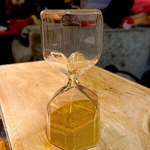Glass hour glass